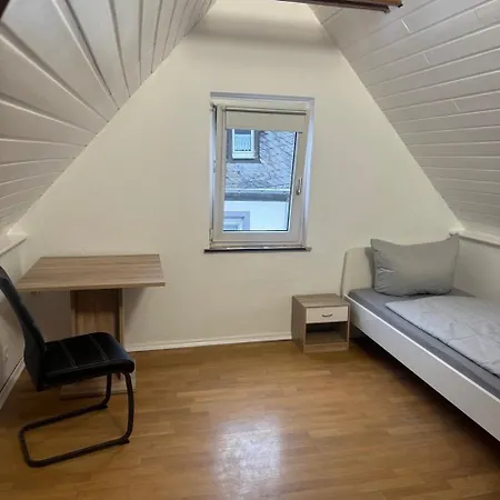 Neue In Koblenz-guels Apartamento